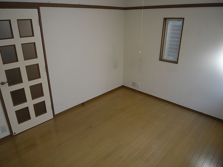アーバンハウスさつきの居間