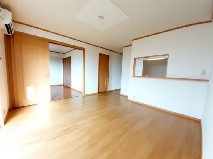 福岡県北九州市小倉南区上吉田1(アパート)の賃貸物件の居間