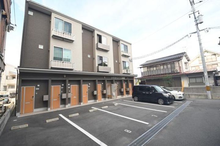 トラストコートII番館の外観