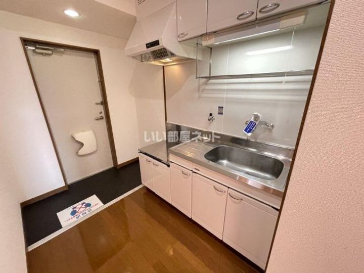 大阪府大阪狭山市茱萸木7(アパート)の賃貸物件のキッチン