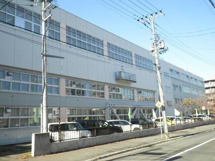 北海道札幌市中央区南十一条西12(マンション)の賃貸物件の周辺