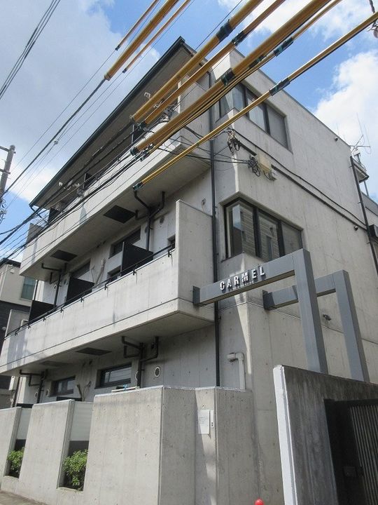 カーメル下高井戸の外観