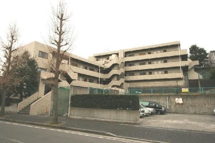 ヒルサイドフラッツの外観