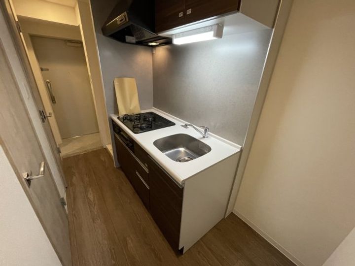 Noiret Blanc 並木のキッチン