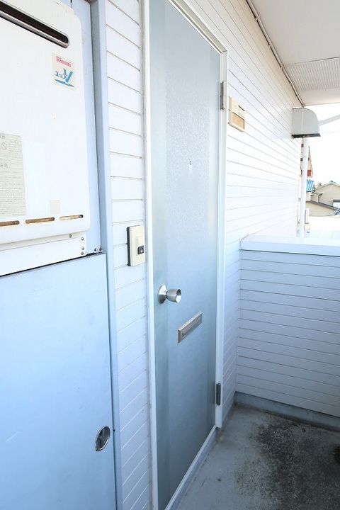 ドルミールさとの玄関