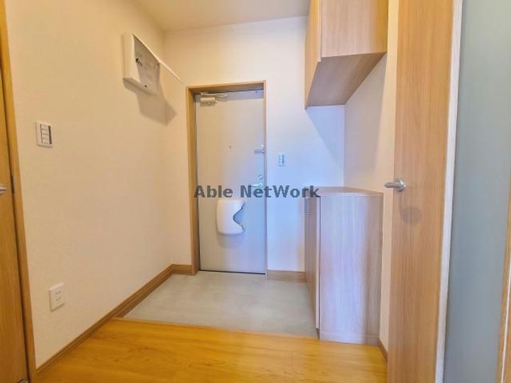 シティハイム城南A棟の玄関