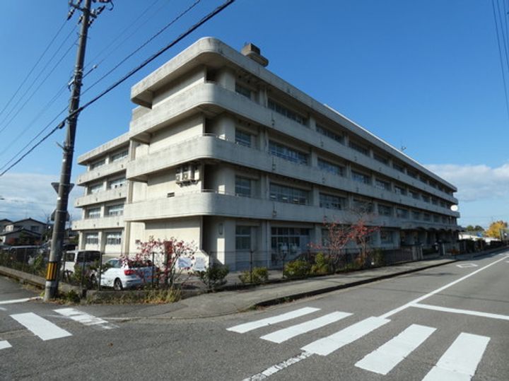 スターダストの周辺