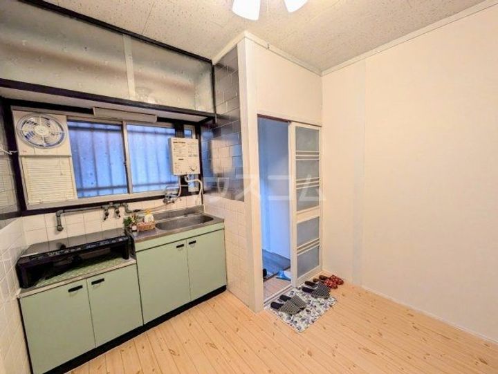 大阪府守口市八雲北町3(一戸建)の賃貸物件の居間