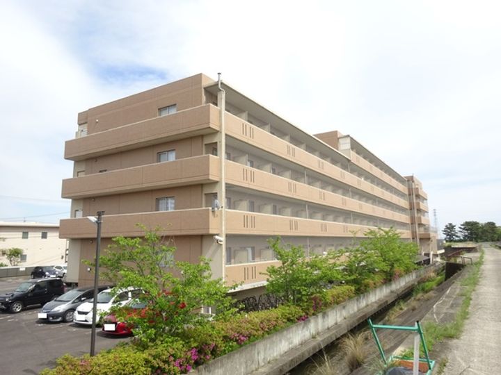 ブロッサムガーデン利平治の外観