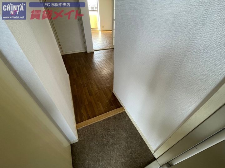 ハートランド壱番館の玄関