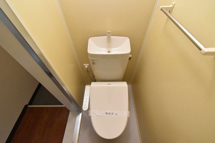 グランドハイツ柴原 A棟の内装