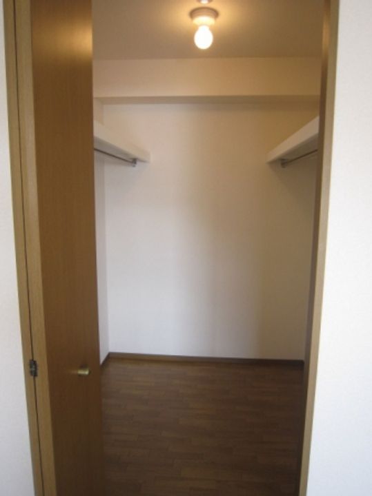 広島県福山市川口町4(アパート)の賃貸物件の内装