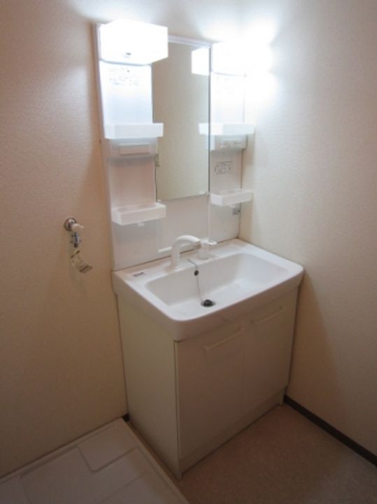 広島県福山市川口町4(アパート)の賃貸物件の内装