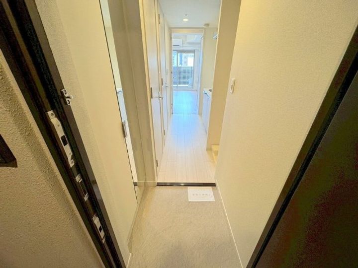 プレサンス新大阪ジェイズの玄関