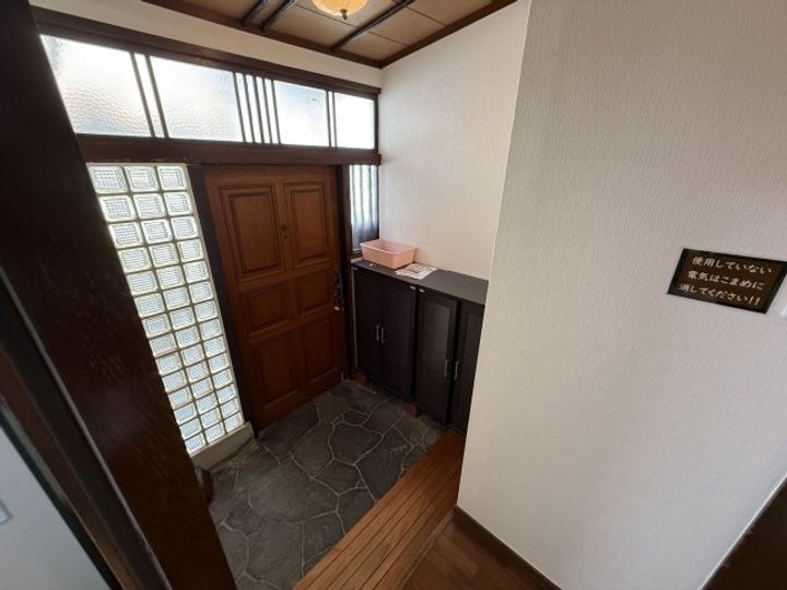 大阪府豊中市稲津町2(一戸建)の賃貸物件の玄関