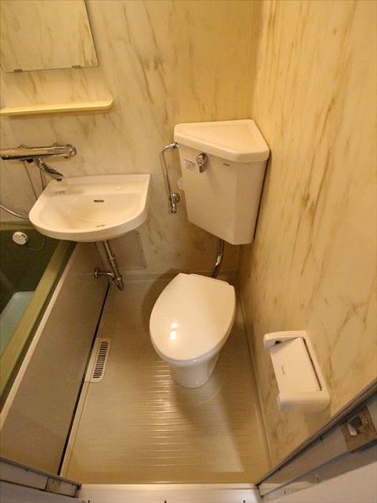 TROIS トロワの内装