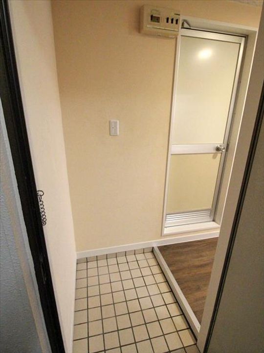 TROIS トロワの玄関