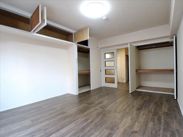 TROIS トロワの内装