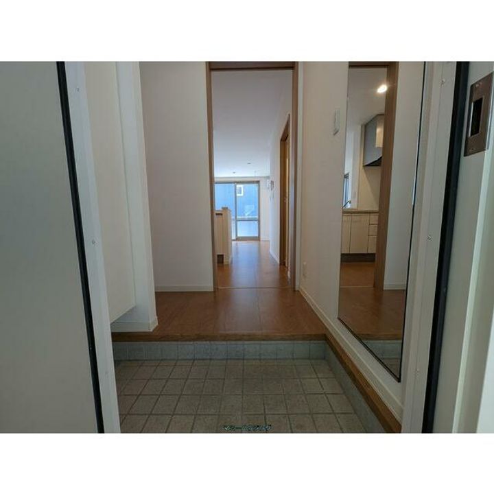 神奈川県鎌倉市台4(アパート)の賃貸物件の玄関