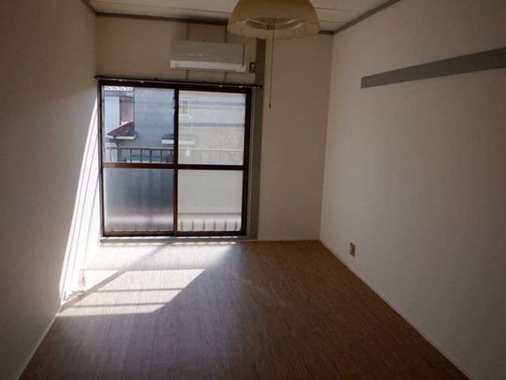 コーポ糠信の居間