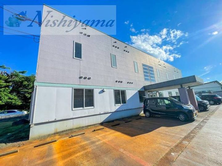 ハイツ西大通の外観