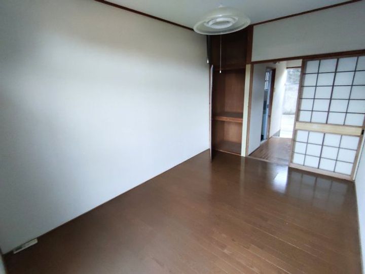 ライズコーポ打馬の居間