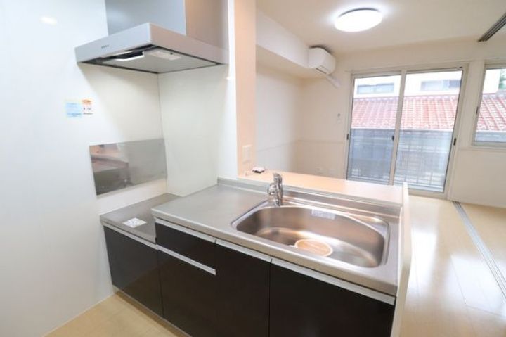 福島県福島市黒岩字榎平(アパート)の賃貸物件のキッチン