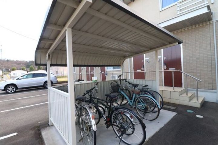 福島県福島市黒岩字榎平(アパート)の賃貸物件の地図