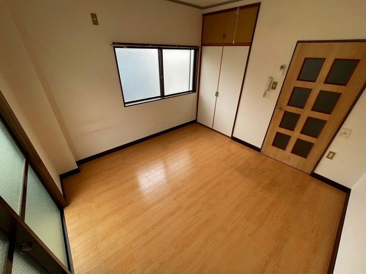 カーサ・ブランカ綾瀬の居間