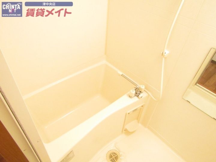 NEU HAUSの風呂