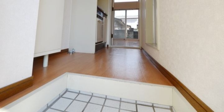 プロフィール鴻巣の玄関