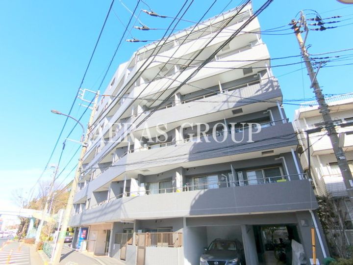 ドルチェ千歳船橋の外観