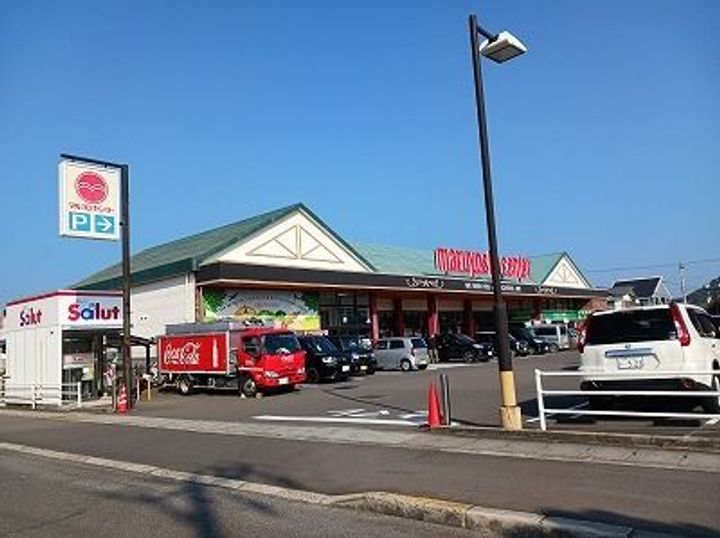 リバーサイド・三日月の周辺