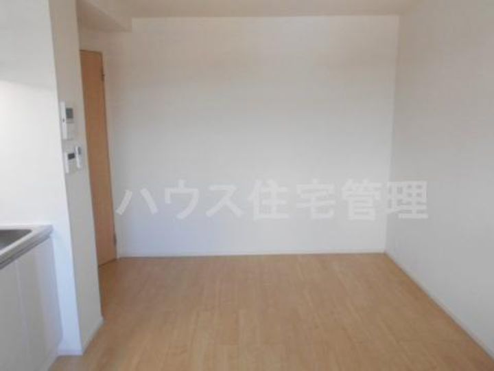 大阪府高槻市五領町(アパート)の賃貸物件の居間