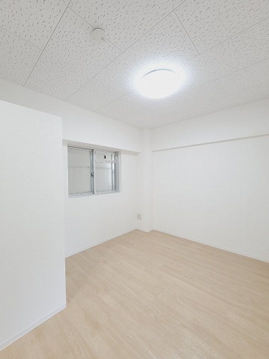 サンコーポラス東出雲IIの居間