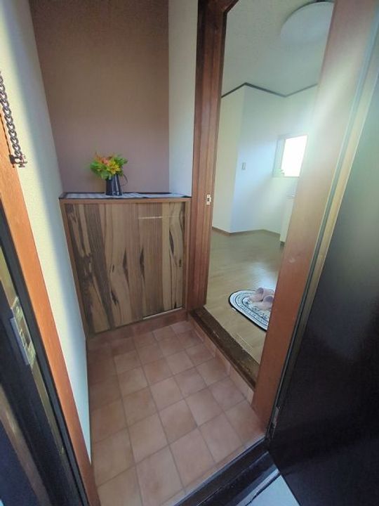 豊保コーポの玄関