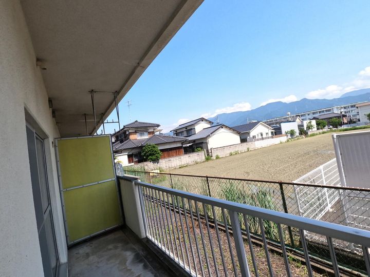 西条ロイヤルハイツの内装