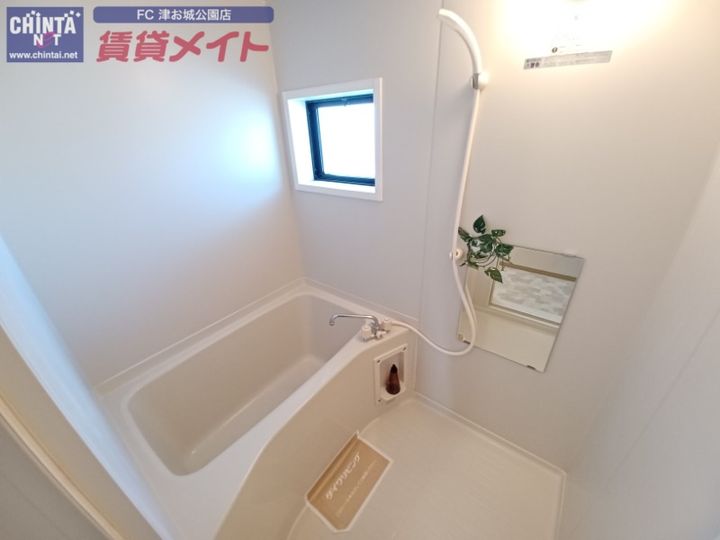 ラ・メールTAKASAGO Aの風呂