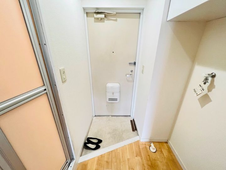 ユーコート八王子の玄関