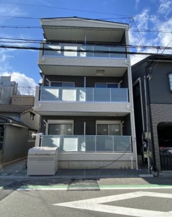 F asecia Sphaleの外観