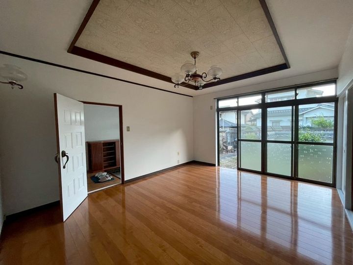 兵庫県姫路市白鳥台3(一戸建)の賃貸物件の居間