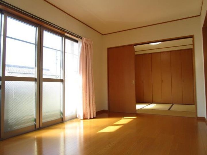 愛媛県松山市道後北代(一戸建)の賃貸物件の居間