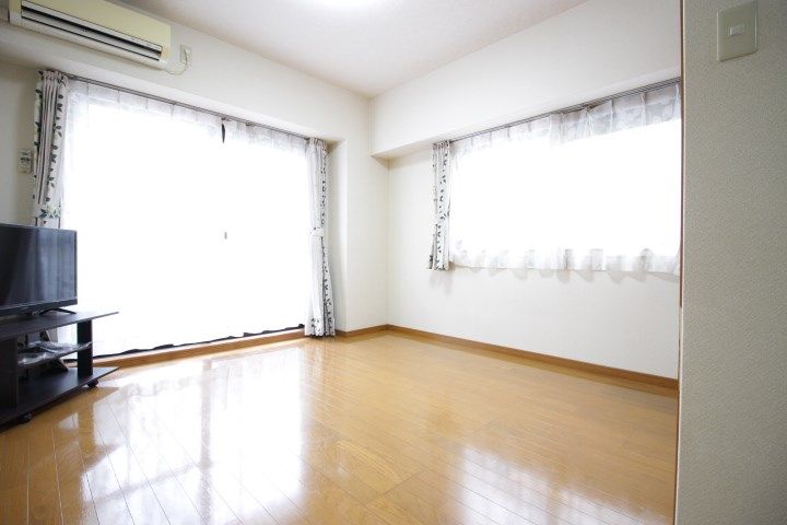 鹿児島県鹿児島市西千石町(マンション)の賃貸物件の居間