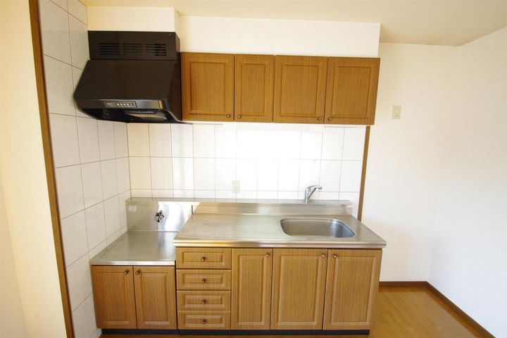 オーセンティック室園EASTのキッチン