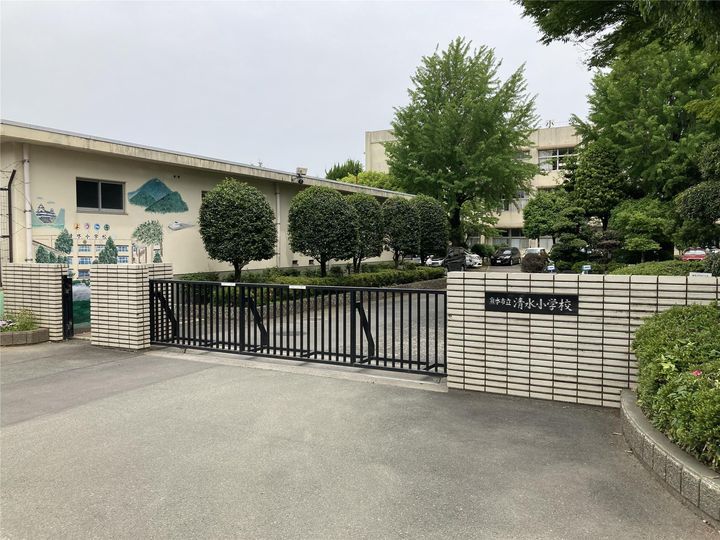 オーセンティック室園EASTの周辺