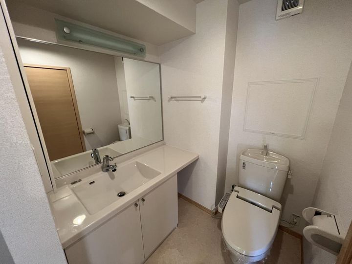 ナイル良IIの内装