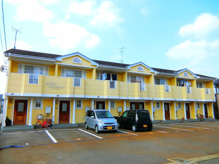 メゾンシンフォニーの外観