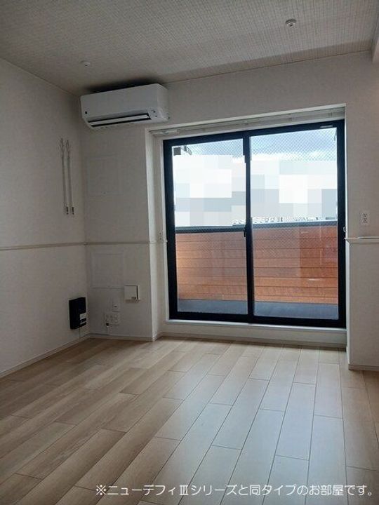 栃木県宇都宮市平松本町(アパート)の賃貸物件の居間