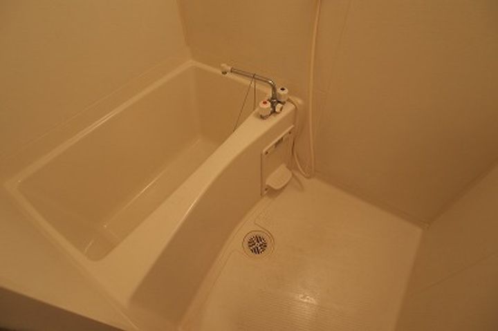 ARTHU-WIN・D.赤間の風呂