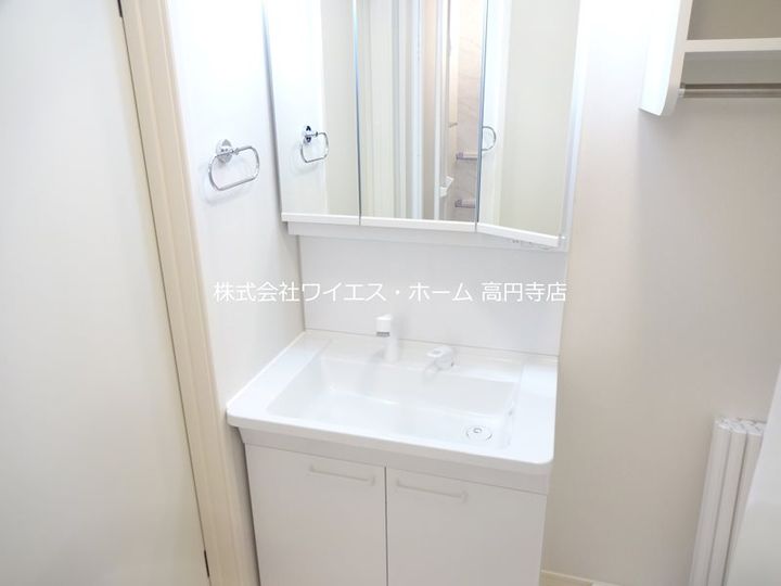 東京都中野区松が丘1の賃貸アパートの内装
